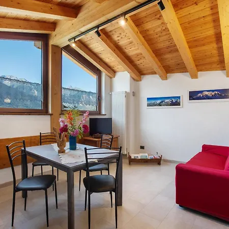 La Maison Du Foin Апартаменты Аоста